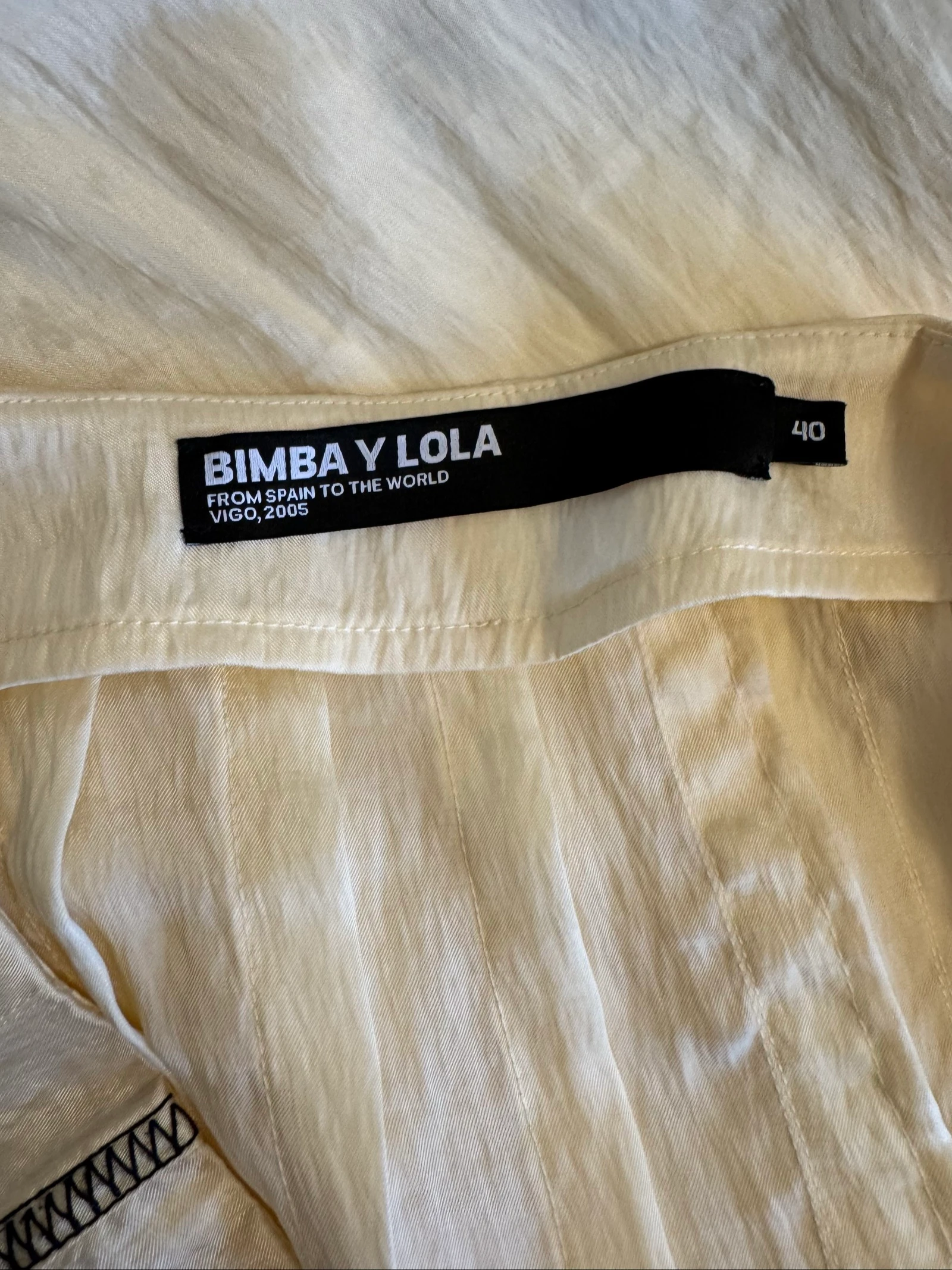 Bimba Y Lola conjunto de dos piezas de satén color crema talla 40 – photo 10